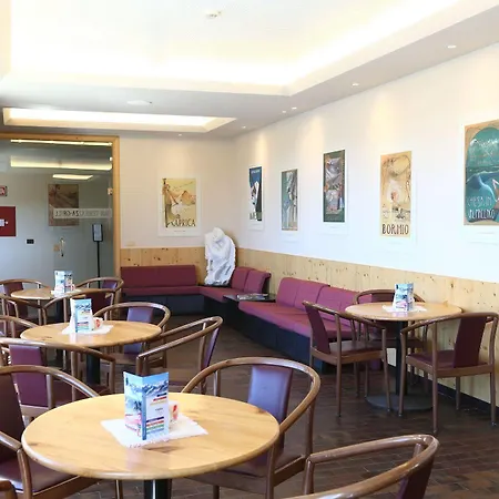 Otel Pirovano 3*